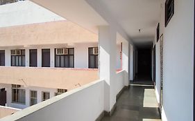 Hotel Gorbandh